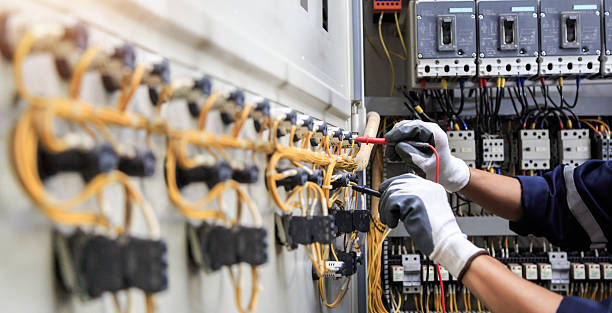 Professional Electrician technician working in Casper, WY
